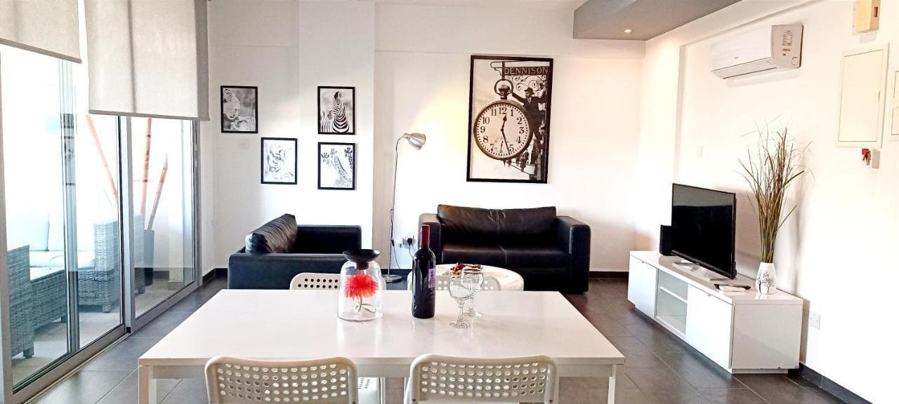 Dezo Luxury Town Apartment Larnaca Zewnętrze zdjęcie
