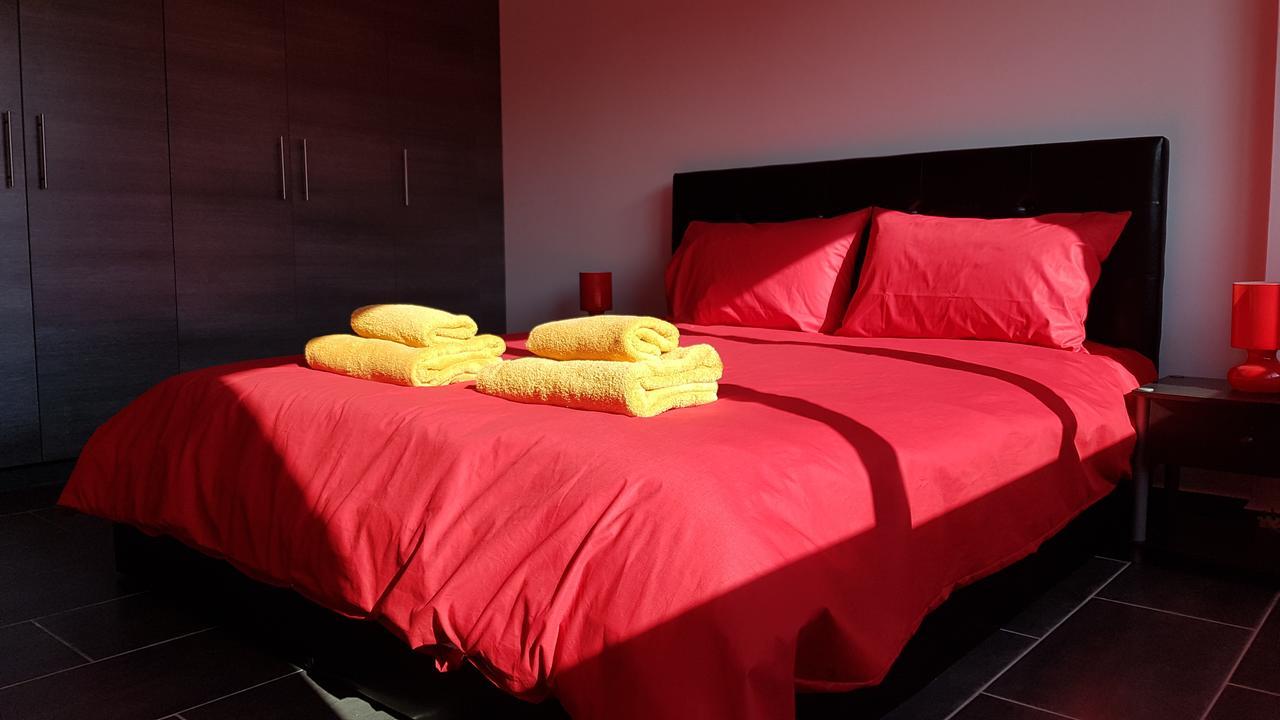 Dezo Luxury Town Apartment Larnaca Zewnętrze zdjęcie