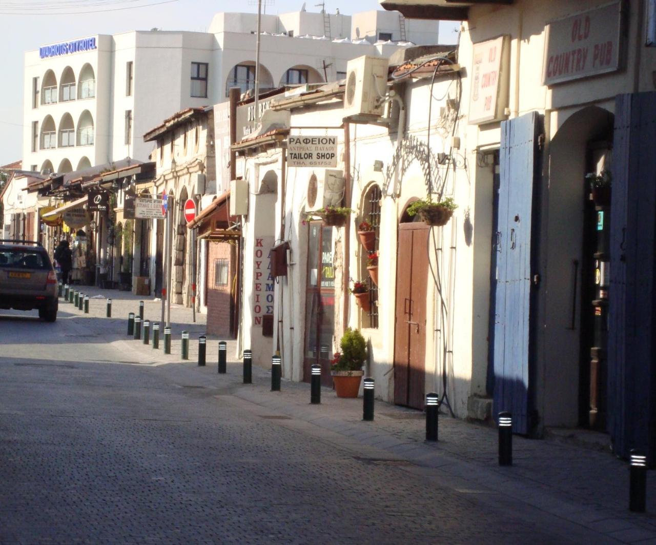 Dezo Luxury Town Apartment Larnaca Zewnętrze zdjęcie